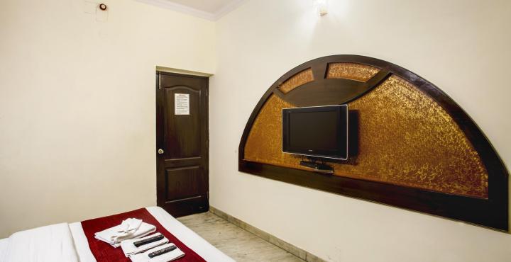 Hotel The Gold Regency - 02 Mins From New Delhi Railway Station Exterior foto