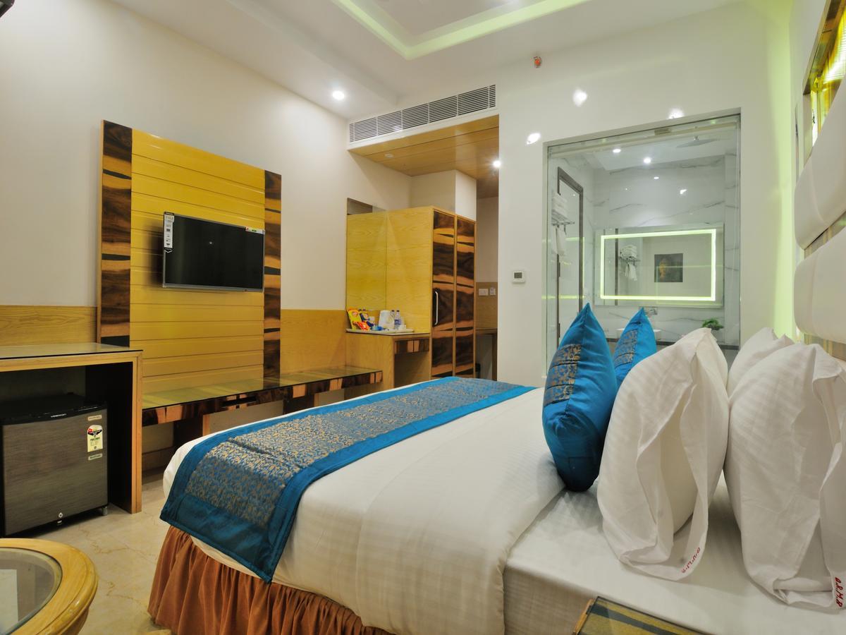 Hotel The Gold Regency - 02 Mins From New Delhi Railway Station Exterior foto
