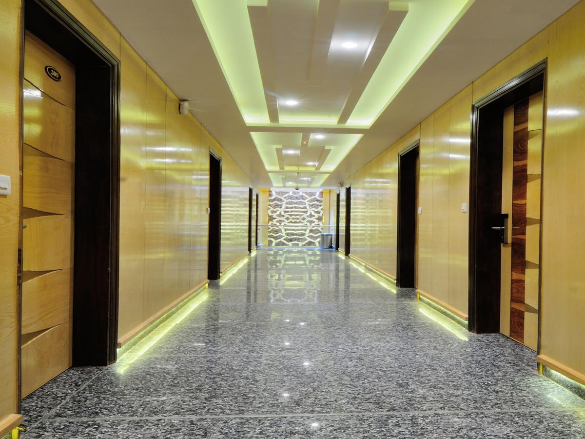 Hotel The Gold Regency - 02 Mins From New Delhi Railway Station Exterior foto