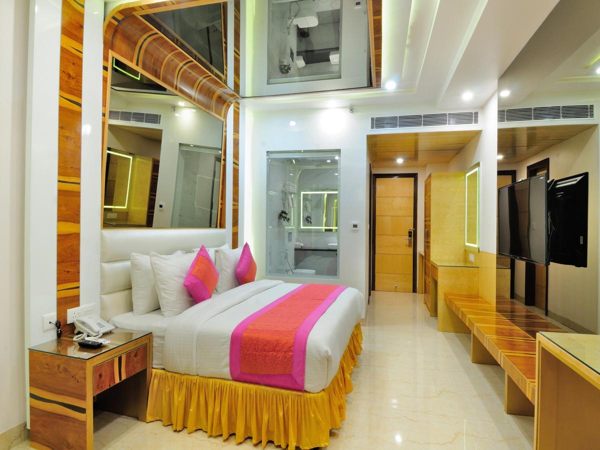 Hotel The Gold Regency - 02 Mins From New Delhi Railway Station Exterior foto