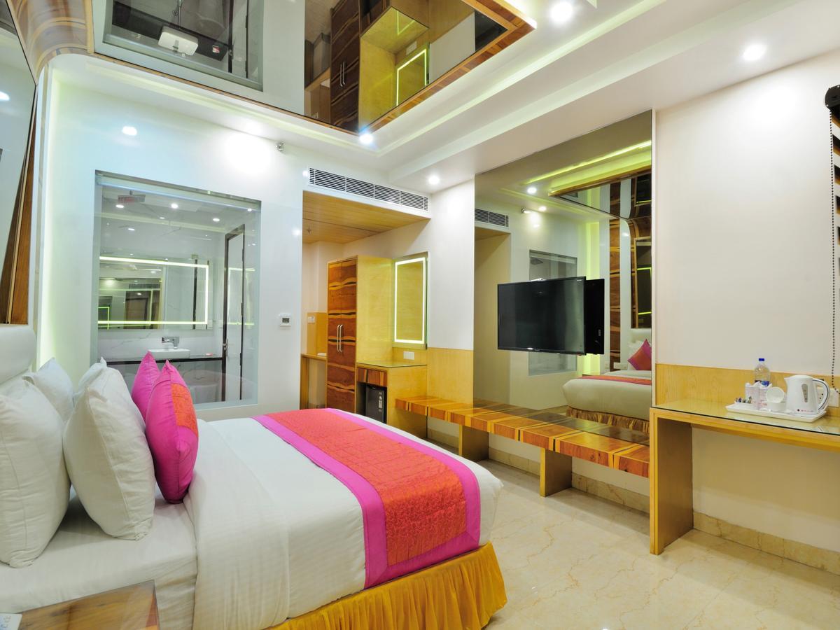 Hotel The Gold Regency - 02 Mins From New Delhi Railway Station Exterior foto