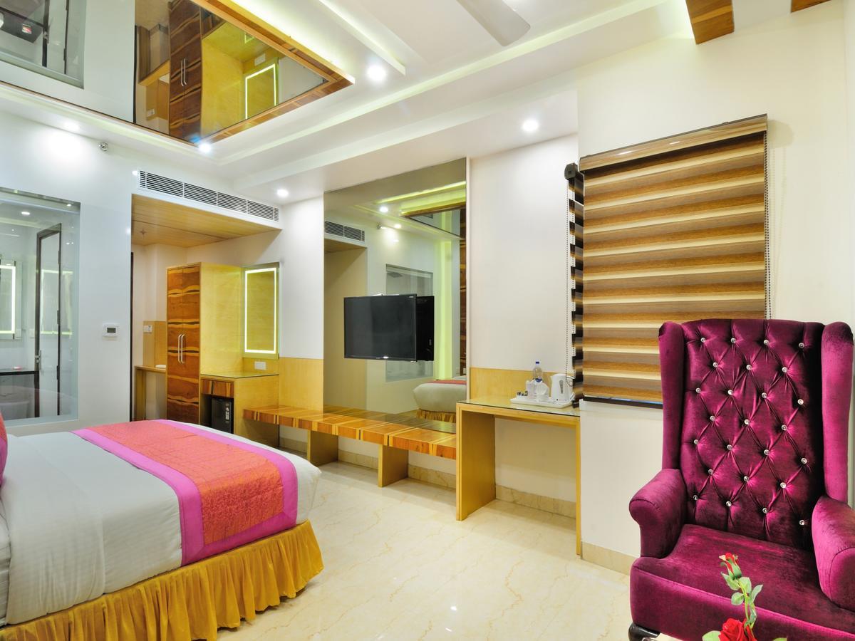 Hotel The Gold Regency - 02 Mins From New Delhi Railway Station Exterior foto