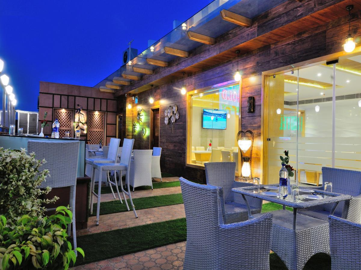 Hotel The Gold Regency - 02 Mins From New Delhi Railway Station Exterior foto