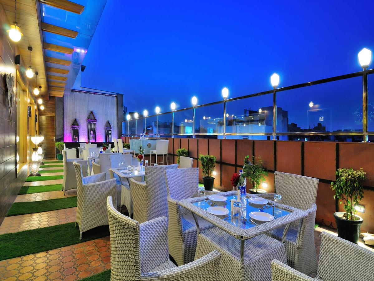 Hotel The Gold Regency - 02 Mins From New Delhi Railway Station Exterior foto