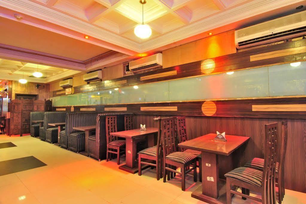 Hotel The Gold Regency - 02 Mins From New Delhi Railway Station Exterior foto